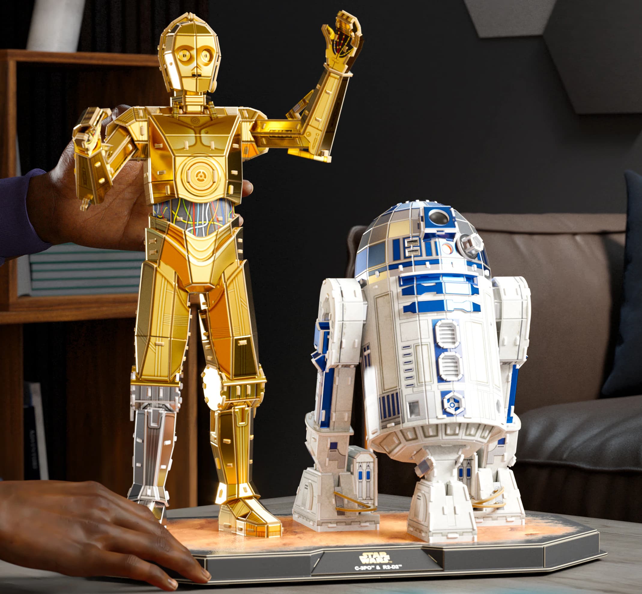 4D Star Wars C-3PO & R2-D2 4